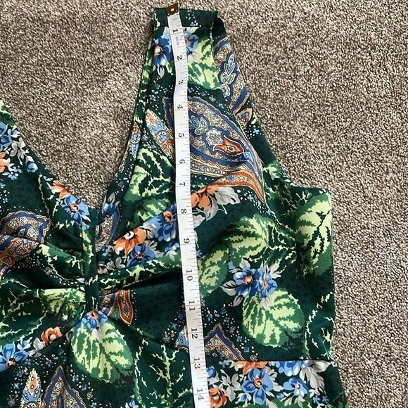 Hand made dress approximately size 8 floor length - Picture 10 of 14